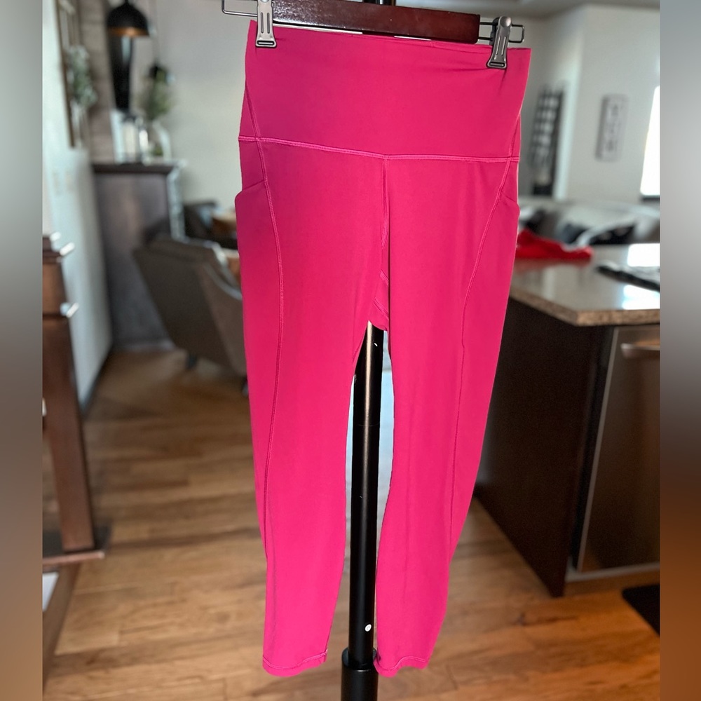 Lululemon Align High Rise with pockets 25” Size 8 pomegranate